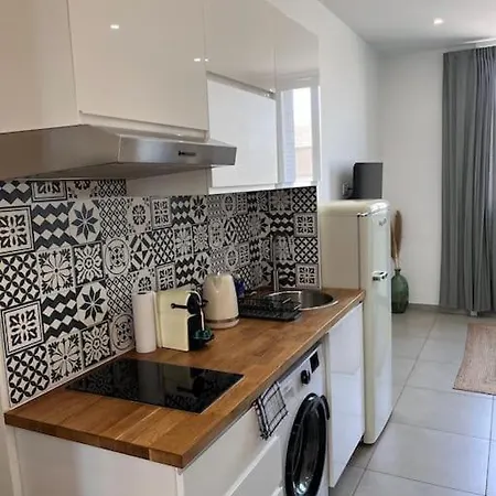 Le Pressense 2 Apartment *
